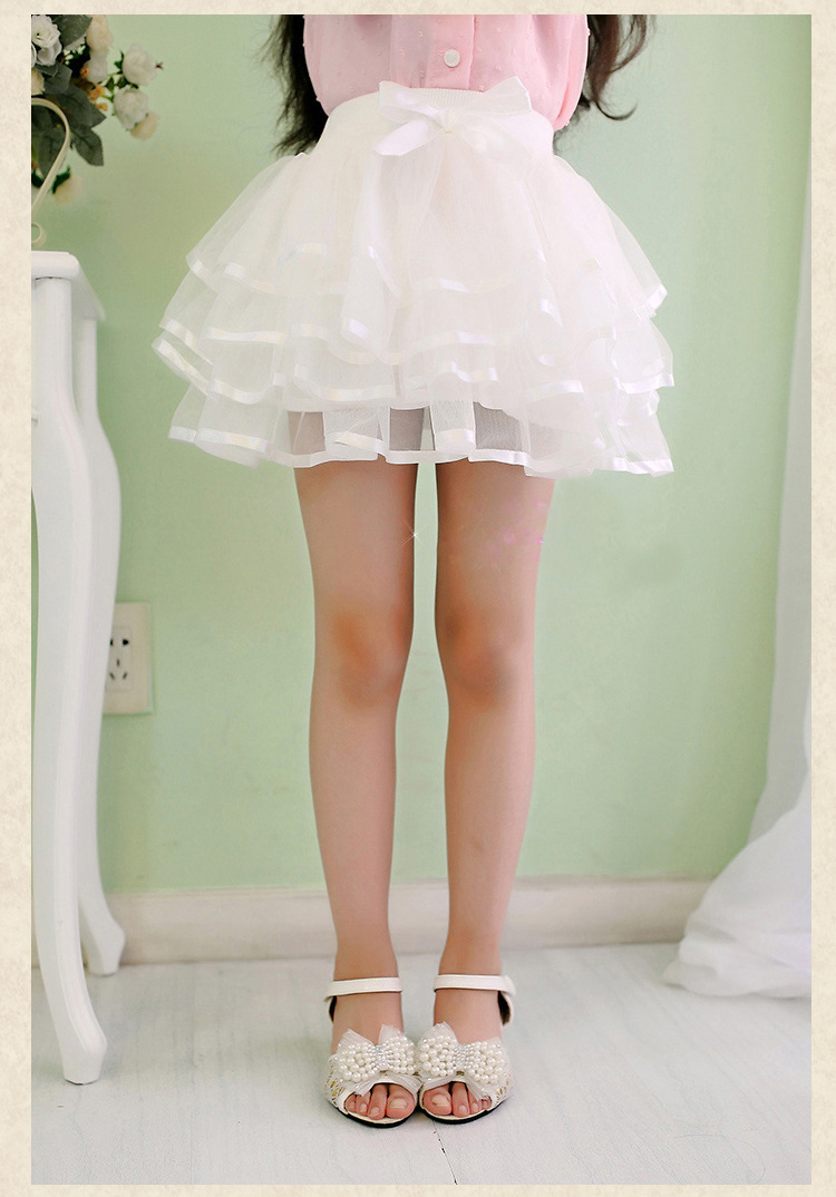 กระโปรงสีม่วง ซ้อนหลายชั้น พลิ้วสวยหวาน