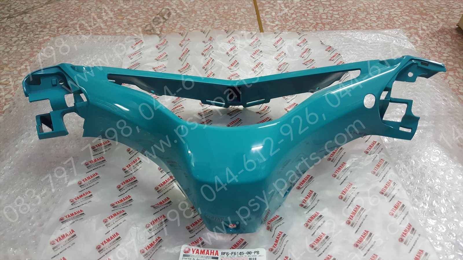 ฝาครอบแฮนด์-หลัง AEROX แท้ๆ สีเขียว TURQUOISE (1754) BF6-F6145-00-PB
