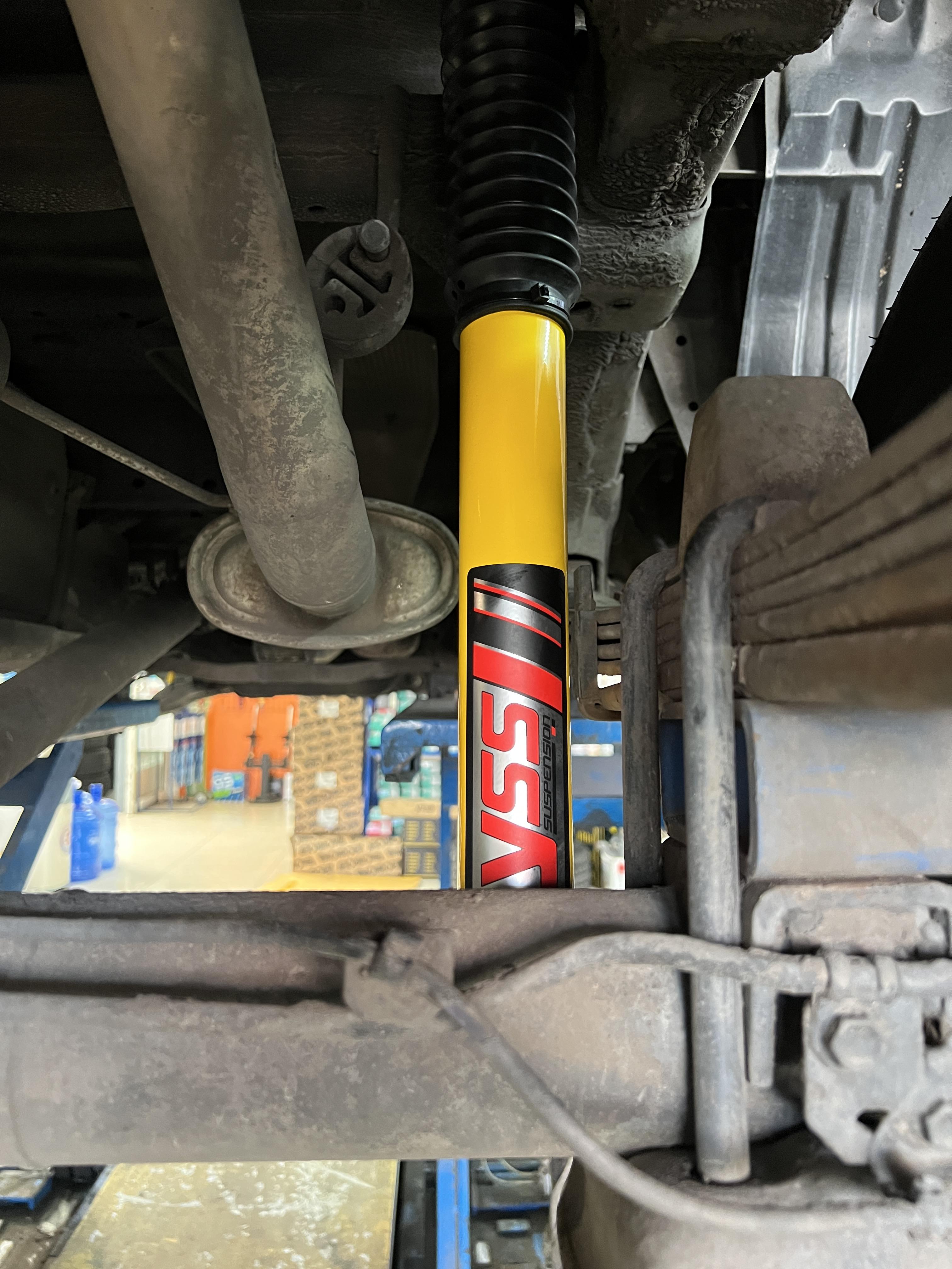 TOYOTA VIGO เปลี่ยนโช้คอัพอัพเกรดช่วงล่าง [+] YSS DTG [+] YSS PERFORMANCE SPRING สอบถามข้อมูลเพิ่มเติม หรือ นัดหมายเข้ารับบริการ โทร. 08-6569-1915 Location : https://goo.gl/maps/HrNUAZXPN94KvxZ98? รถยนต์มีปัญหาไม่รู้ต้องแก้ตรงไหน ทางเรายินดี ตรวจหาปัญหาและหาวิธีแก้ บอกลูกค้าก่อนลงมือทำเสมอด้วยราคาเป็นธรรม เวลาบริการ วันจันทร์-วันอาทิตย์ 09:00 น. - 17.30 น. #Toyotavigo #yssdtg #YSSspring #โช้คอัพ #ช่วงล่าง #โช๊ค #ยางรถยนต์