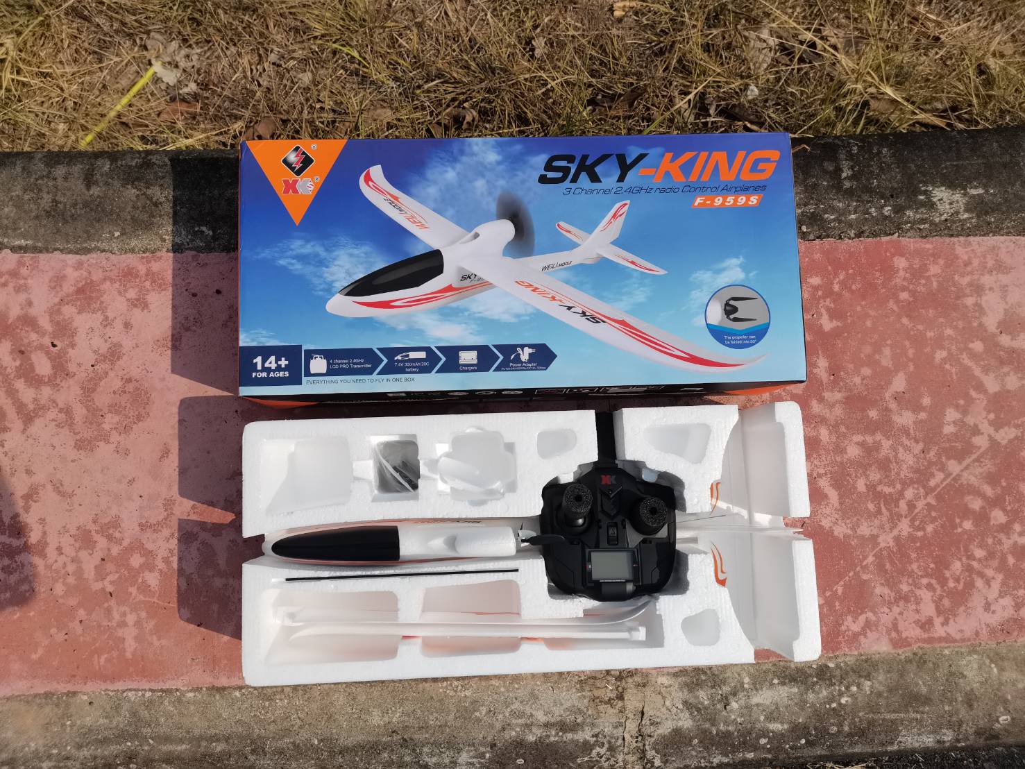 WL-TOYS F595 SKY KING WING 3CH 2.4GHZ เครื่องบินบังคับวิทยุ เครื่องร่อนฝึกเล่นเทรนเนอร์