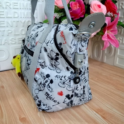 Kipling คิปลิ้ง กระเป๋า รุ่นDisney's 90 Years Handbag