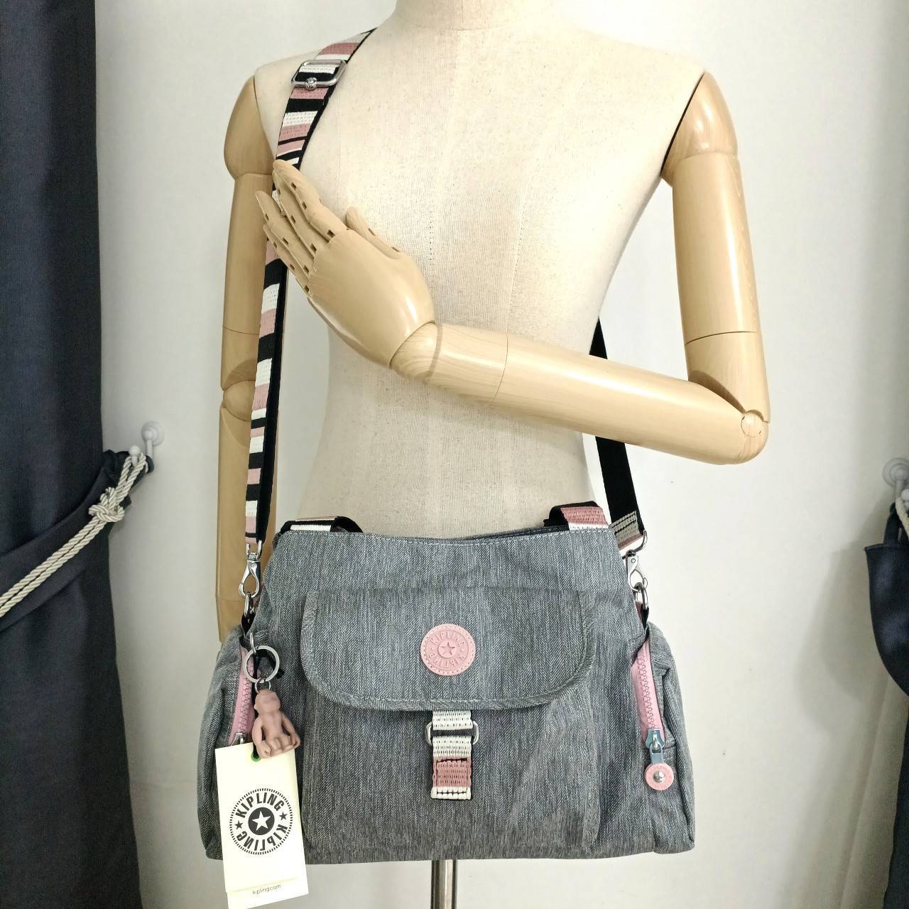 Kipling Felix กระเป๋าถือ กระเป๋าคิปลิ้ง สะพาย