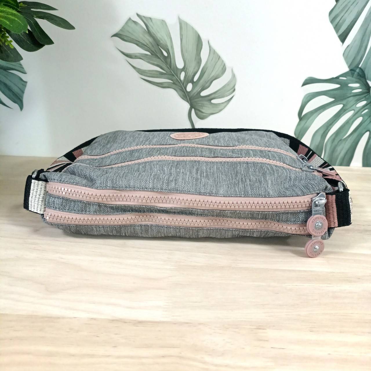 กระเป๋าสะพายข้าง Kipling Ella คิปลิ้ง