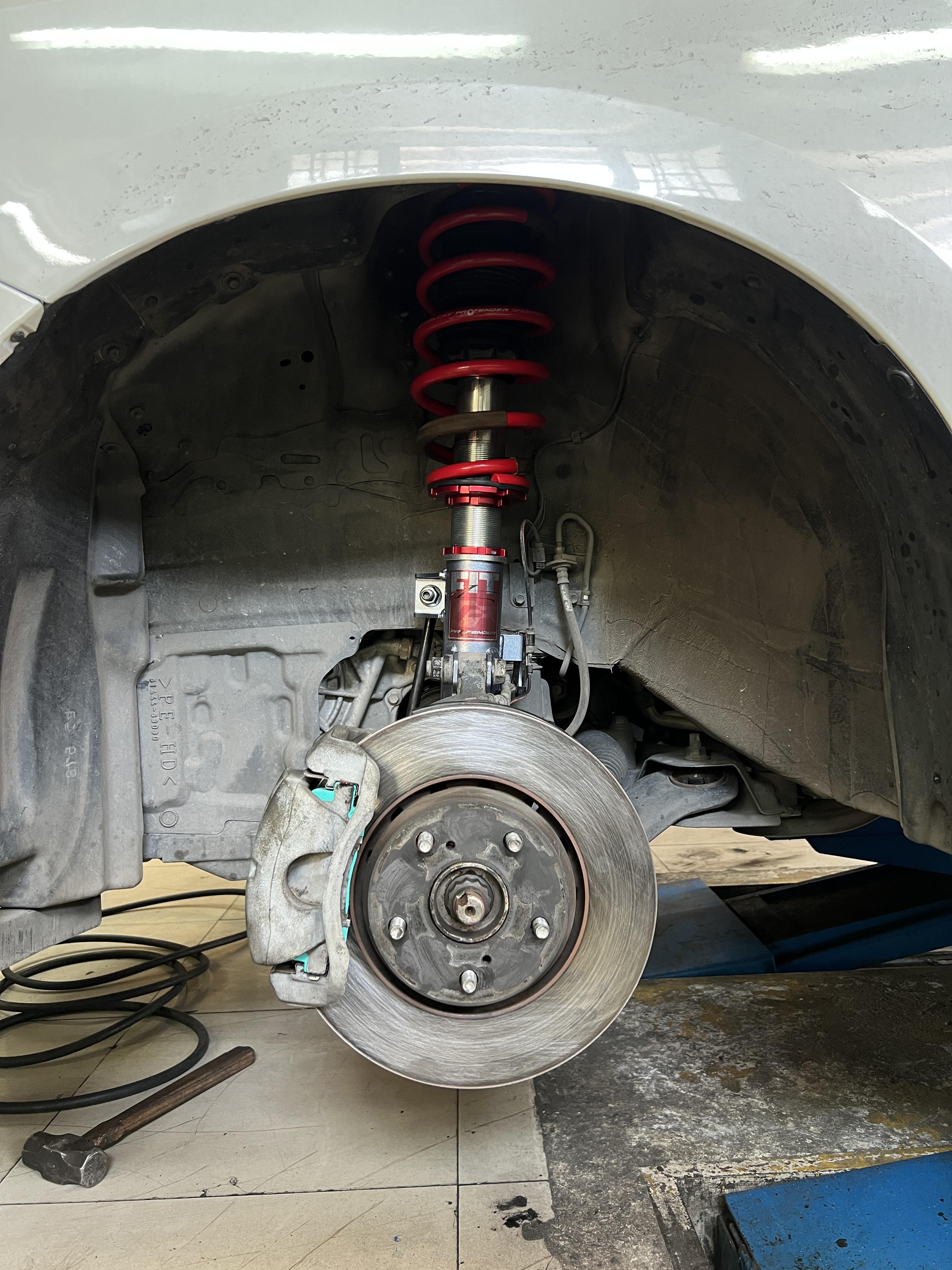 TOYOTA ALPHARD อัพเกรดช่วงล่าง และเปลี่ยนยางรถยนต์ [+] PROFENDER FITZ SERIES [+] NEXEN SU1 235/50R18 Location : https://goo.gl/maps/HrNUAZXPN94KvxZ98? รถยนต์มีปัญหาไม่รู้ต้องแก้ตรงไหน ทางเรายินดี ตรวจหาปัญหาและหาวิธีแก้ บอกลูกค้าก่อนลงมือทำเสมอด้วยราคาเป็นธรรม เวลาบริการ วันจันทร์-วันอาทิตย์ 09:00 น. - 17.30 น. #toyotaalphard #profenderfitz #NexenTire #โช้คอัพ #ช่วงล่าง #โช๊ค #ยางรถยนต์