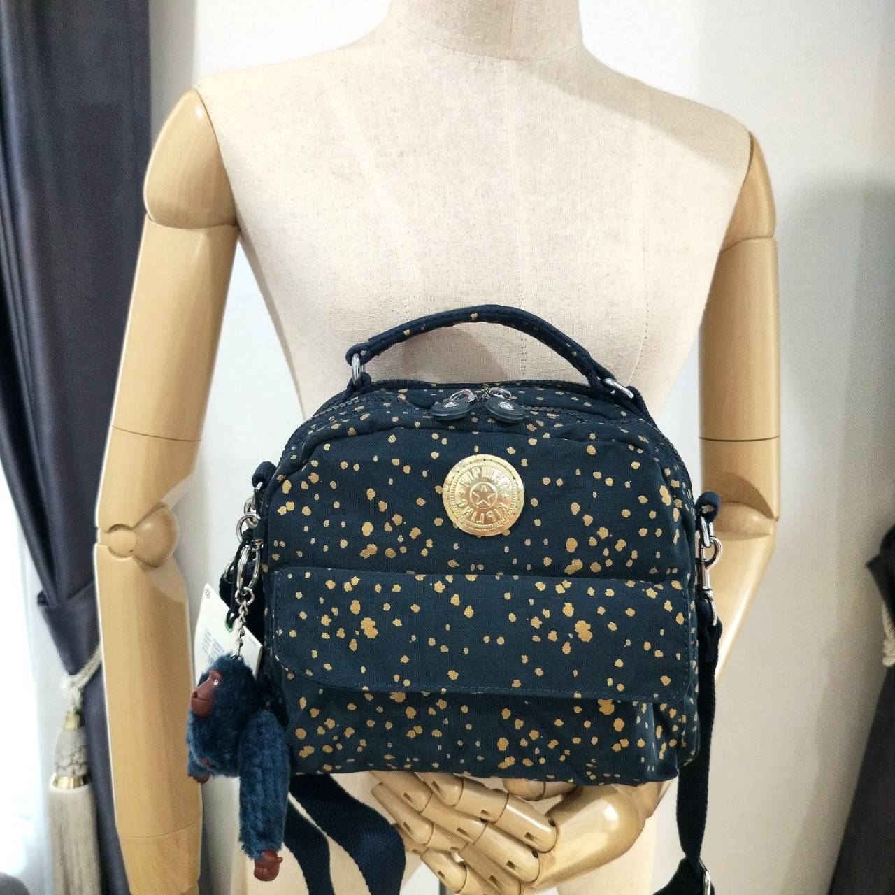 คิปลิ้ง Candy 2 ways backpack กระเป๋าเป้ สะพายข้าง กระเป๋าถือ KIPLING