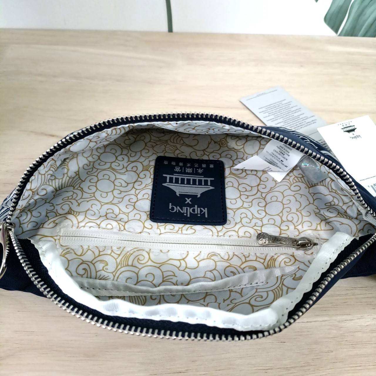 กระเป๋าคาดอก KIPLING กระเป๋าคาดเอว คิปลิ้ง Youngle Palace waist bag
