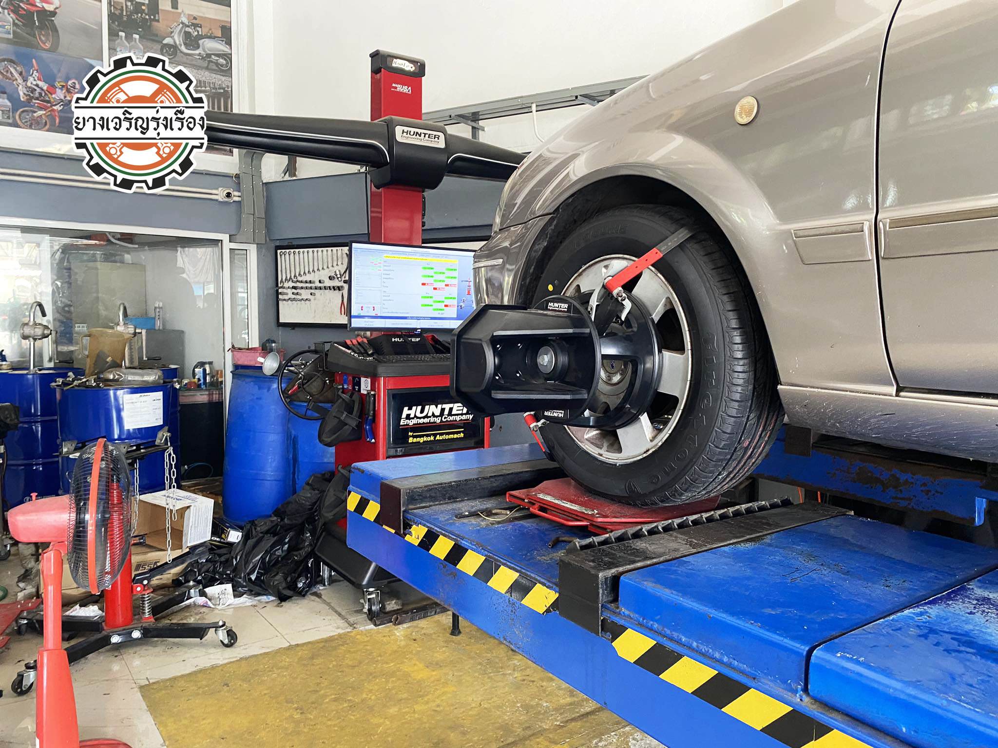 FORD TIERRA เข้ารับบริการเปลี่ยนยางรถยนต์ เน้นใช้งานประจำวัน FIRESTONE F01 ขนาด 195/60R15 𝙊𝙪𝙧 𝙎𝙚𝙧𝙫𝙞𝙘𝙚 บริการทางร้านเรารับทำอะไรบ้าง 🔧 ติดตั้งยางแบบไร้รอย 100% 🔧 บริการสลับยาง ตามอายุ 🔧 มียางรถยนต์ทุกยี่ห้อให้เลือกซื้อ 🔧 เช็คช่วงล่าง แก้ปัญหาให้ตรงจุด 🔧 บริการล้างลิ้นปีกผีเสื้อ 🔧 บริการเช็คระยะรถยนต์ 🔧 เปลี่ยนถ่ายของเหลวทั้งระบบ 🔧 ตั้งศูนย์ด้วยเครื่อง HUNTER นำเข้าจาก USA สอบถามข้อมูลเพิ่มเติม หรือนัดหมายเข้ารับบริการ Tel : 08-6569-1915 Tel : 08-6544-5963 Line id : @88rw Tiktok : https://www.tiktok.com/@88rwycrr Youtube : https://youtube.com/@88rw Facebook : https://www.facebook.com/88rwtire Location : https://goo.gl/maps/HrNUAZXPN94KvxZ98?coh=178573&entry=tt #รถยนต์มีปัญหาไม่รู้ต้องแก้ตรงไหน ทางเรายินดี ตรวจหาปัญหาและหาวิธีแก้ บอกลูกค้าก่อนลงมือทำเสมอราคาเป็นธรรมไม่เอาเปรียบ สบายใจคุณลูกค้า ---------------------------------- ดูแลให้คำปรึกษาทุกปัญหาคาใจ ไม่ทิ้งลูกค้า มีบริการหลังการขาย 【ให้ผู้เชี่ยวชาญของเรา ดูแลรถคุณ】 ร้านยางเจริญรุ่งเรือง ยินดีต้อนรับครับ ---------------------------------- #โช๊คอัพรถยนต์ #monroe #yss #kayaba #profender #ร้านยางเจริญรุ่งเรือง #นนทบุรี #งามวงศ์วาน #amsfix #บริการช่วงล่างรถยนต์ #ซ่อมบำรุงช่วงล่าง #เซทอัพโช๊คอัพรถยนต์