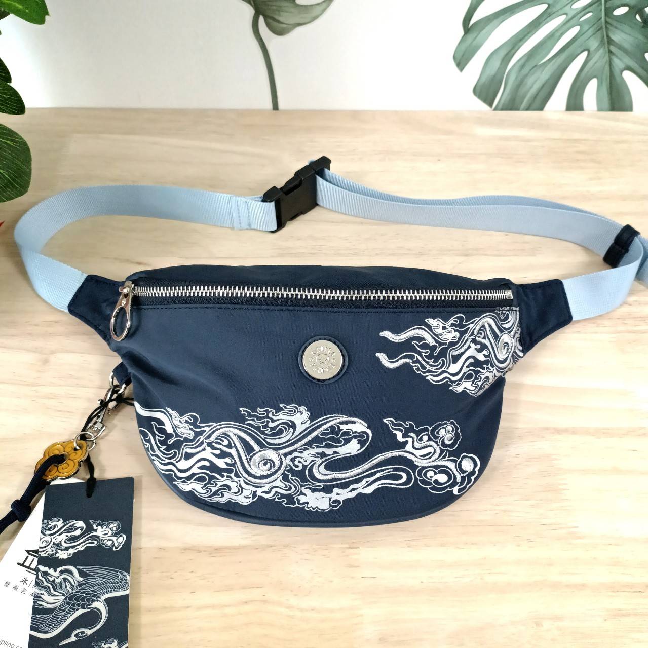 กระเป๋าคาดอก KIPLING กระเป๋าคาดเอว คิปลิ้ง Youngle Palace waist bag