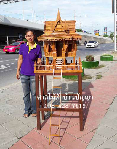 ศาลเจ้าที่เรือนไทยสามมุขเบอร์ 3