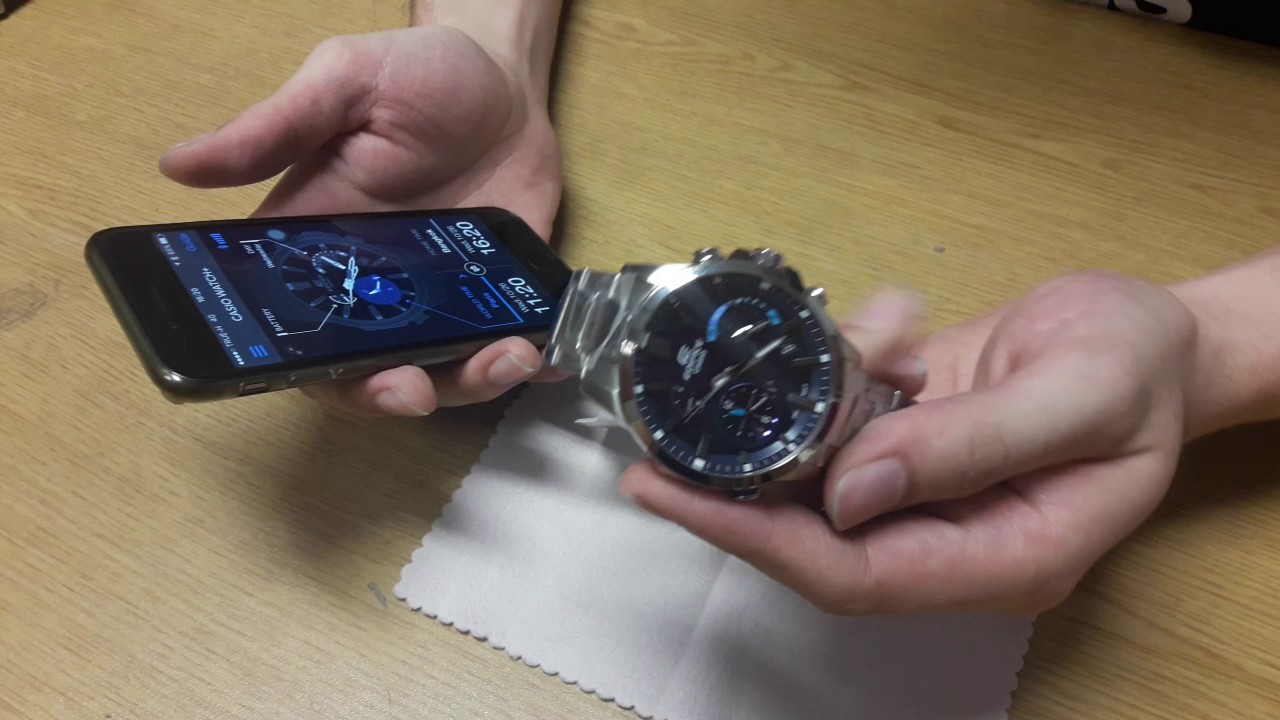 Casio Edifice ชาย EQB-700D-2ADR Bluetooth