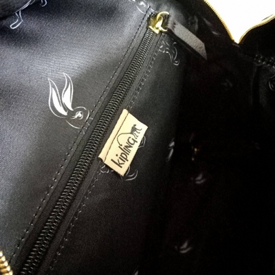 Kipling กระเป๋าเป้ สะพายหลัง Helen Lee City Backpack (size M )