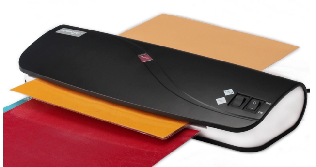 เครื่องเคลือบเอกสารขนาด A4 รุ่น YE215