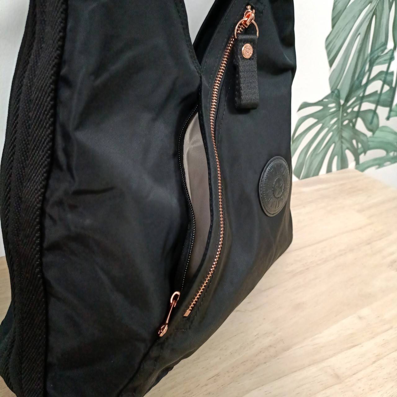 กระเป๋าถือ สะพาย Kipling Olina Shoulder bag