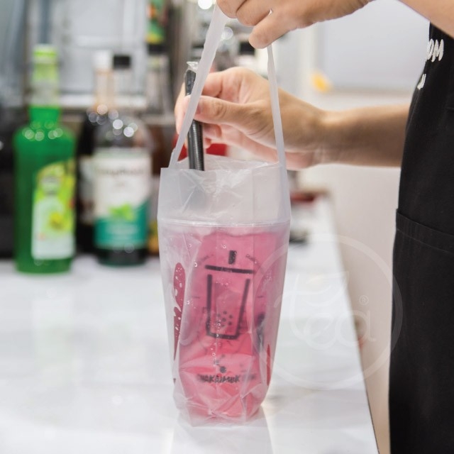 [Nเดี่ยว] ถุงใส่แก้ว เต็มใบ แบบเดี่ยว ถุงหิ้วแก้ว ถุงเดี่ยว ไม่พิมพ์ลาย แก้ว22ออนซ์ ชาไข่มุก แพ็คละ 50 ใบ