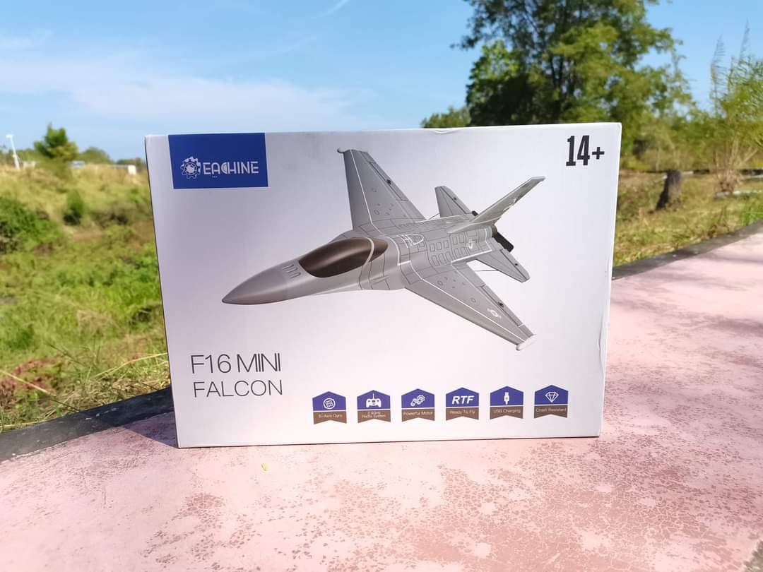 เครื่องบินบังคับวิทยุ Eachine Mini F16 Falcon 365mm Wingspan EPP 2.4G 6-Axis One Key Return Aerobatic RC Airplane