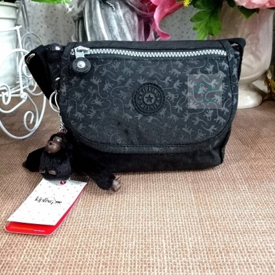 กระเป๋าสะพาย Kipling CROSSBODY BAG วินเทจอ่ะ