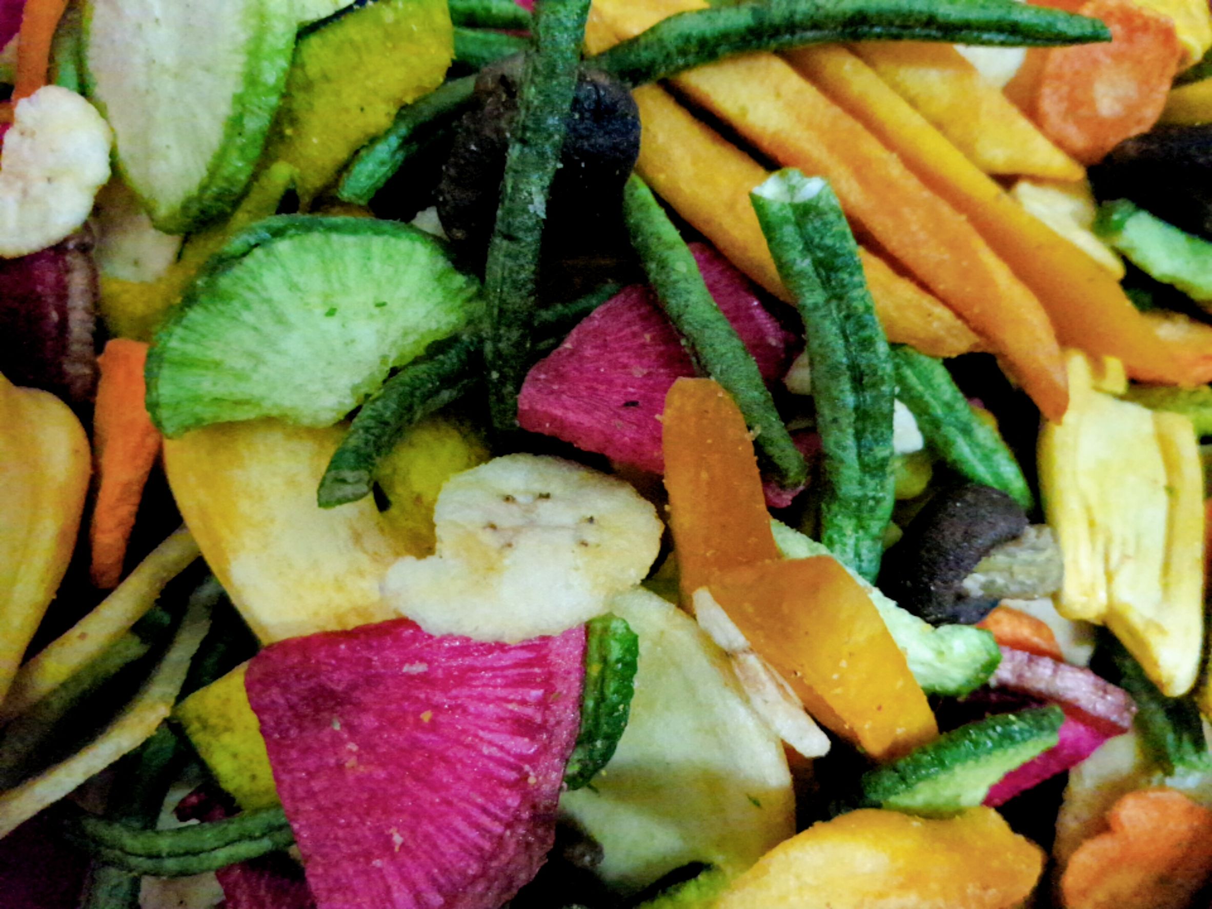 ผักอบกรอบ ด้วยนวัตกรรม Freeze dried ทำให้คงสภาพ กลิ่น รสชาติ และคุณค่าทางโภชนาการไว้ใกล้เคียงของสด : Healthy Hut