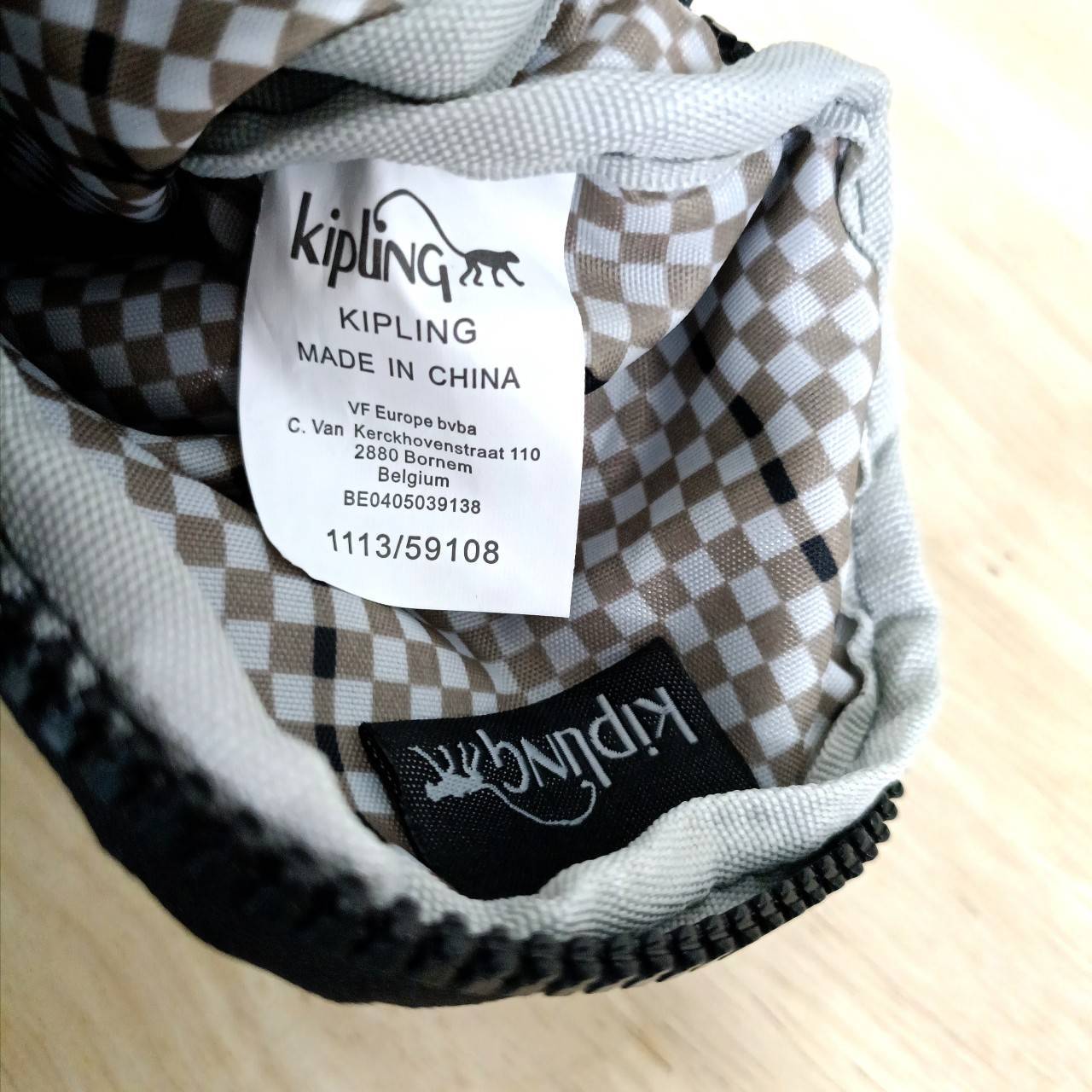 กระเป๋าใส่โทรศัพท์ KIPLING Tally crossbody กระเป๋าคิปลิ้ง