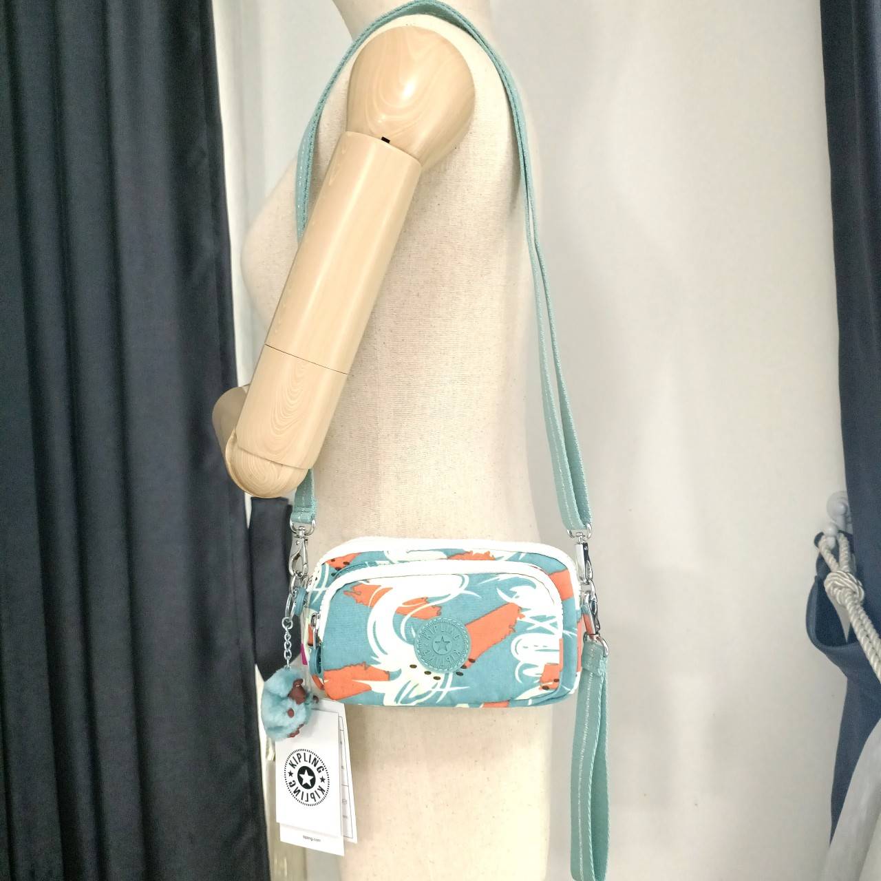 กระเป๋าสะพาย คิปลิ้ง คิปลิง KIPLING 3 Monkey Seoul up