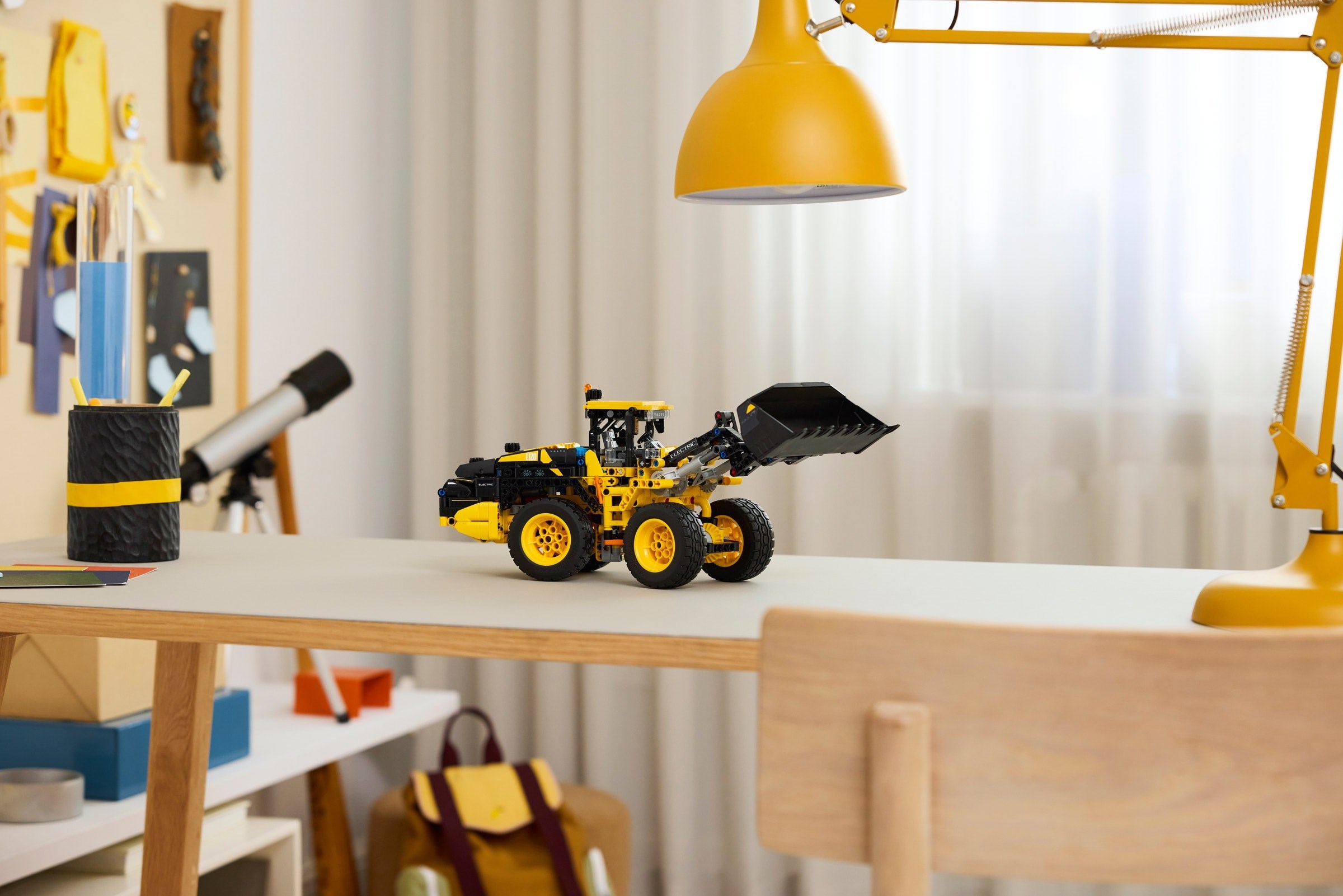 LEGO Technic เลโก้ 42209 Volvo L120 Electric Wheel Loader