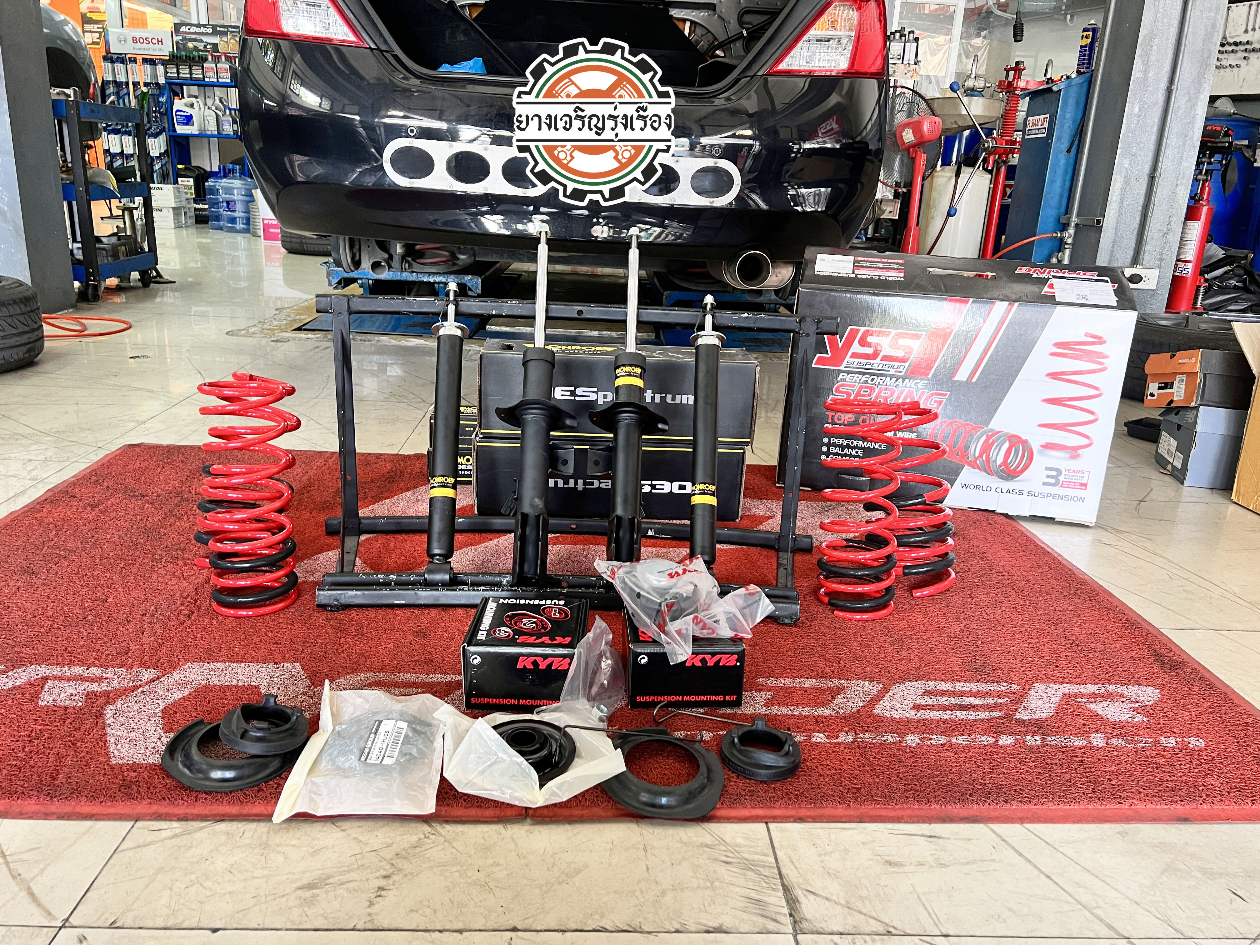 NISSAN ALMERA ต้องการเปลี่ยนเซ็ดโช๊คอัพชุดใหม่เลือกใช้งาน -โช๊คอัพ Monroe oe spectrum นุ่มหนึบ - yss spring sport red - เบ้าโช็ค KYB พร้อมบริการติดตั้ง set up ตั้งศูนย์แมชชิ่ง ครบจบที่เดียว 𝙊𝙪𝙧 𝙎𝙚𝙧𝙫𝙞𝙘𝙚 บริการทางร้านเรารับทำอะไรบ้าง 🔧 ติดตั้งยางแบบไร้รอย 100% 🔧 บริการสลับยาง ตามอายุ 🔧 มียางรถยนต์ทุกยี่ห้อให้เลือกซื้อ 🔧 เช็คช่วงล่าง แก้ปัญหาให้ตรงจุด 🔧 บริการล้างลิ้นปีกผีเสื้อ 🔧 บริการเช็คระยะรถยนต์ 🔧 เปลี่ยนถ่ายของเหลวทั้งระบบ 🔧 ตั้งศูนย์ด้วยเครื่อง HUNTER นำเข้าจาก USA สอบถามข้อมูลเพิ่มเติม หรือนัดหมายเข้ารับบริการ Tel : 08-6569-1915 Tel : 08-6544-5963 Line id : @88rw Tiktok : https://www.tiktok.com/@88rwycrr Youtube : https://youtube.com/@88rw Facebook : https://www.facebook.com/otaninon Location : https://goo.gl/maps/HrNUAZXPN94KvxZ98?coh=178573&entry=tt #รถยนต์มีปัญหาไม่รู้ต้องแก้ตรงไหน ทางเรายินดี ตรวจหาปัญหาและหาวิธีแก้ บอกลูกค้าก่อนลงมือทำเสมอราคาเป็นธรรมไม่เอาเปรียบ สบายใจคุณลูกค้า ---------------------------------- ดูแลให้คำปรึกษาทุกปัญหาคาใจ ไม่ทิ้งลูกค้า มีบริการหลังการขาย 【ให้ผู้เชี่ยวชาญของเรา ดูแลรถคุณ】 ร้านยางเจริญรุ่งเรือง ยินดีต้อนรับครับ ---------------------------------- #โช๊คอัพรถยนต์ #monroe #yss #kayaba #profender #ร้านยางเจริญรุ่งเรือง #นนทบุรี #งามวงศ์วาน #amsfix #บริการช่วงล่างรถยนต์ #ซ่อมบำรุงช่วงล่าง #เซทอัพโช๊คอัพรถยนต์