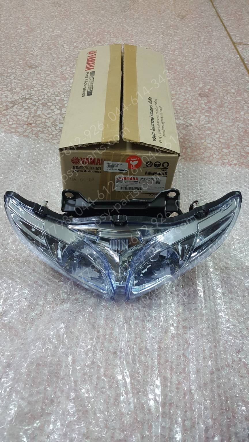 ไฟหน้า SPARK'RX แท้ๆ พร้อมขั้วหลอด 2P3-H4300-01