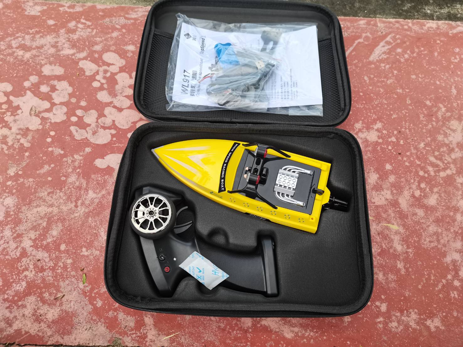 เรือบังคับวิทยุ แนวแข่งขัน WL-TOYS WL-917 RACHING ความเร็ว 16 KM/H วิทยุควบคุมแบบ 2.4 GHZ ขนาดเล็กกระทัดรัด ระบบขับเคลื่อนด้วยปั๊มน้ำแบบเทอร์โบเจ๊ด สินค้าชุดพร้อมเล่น