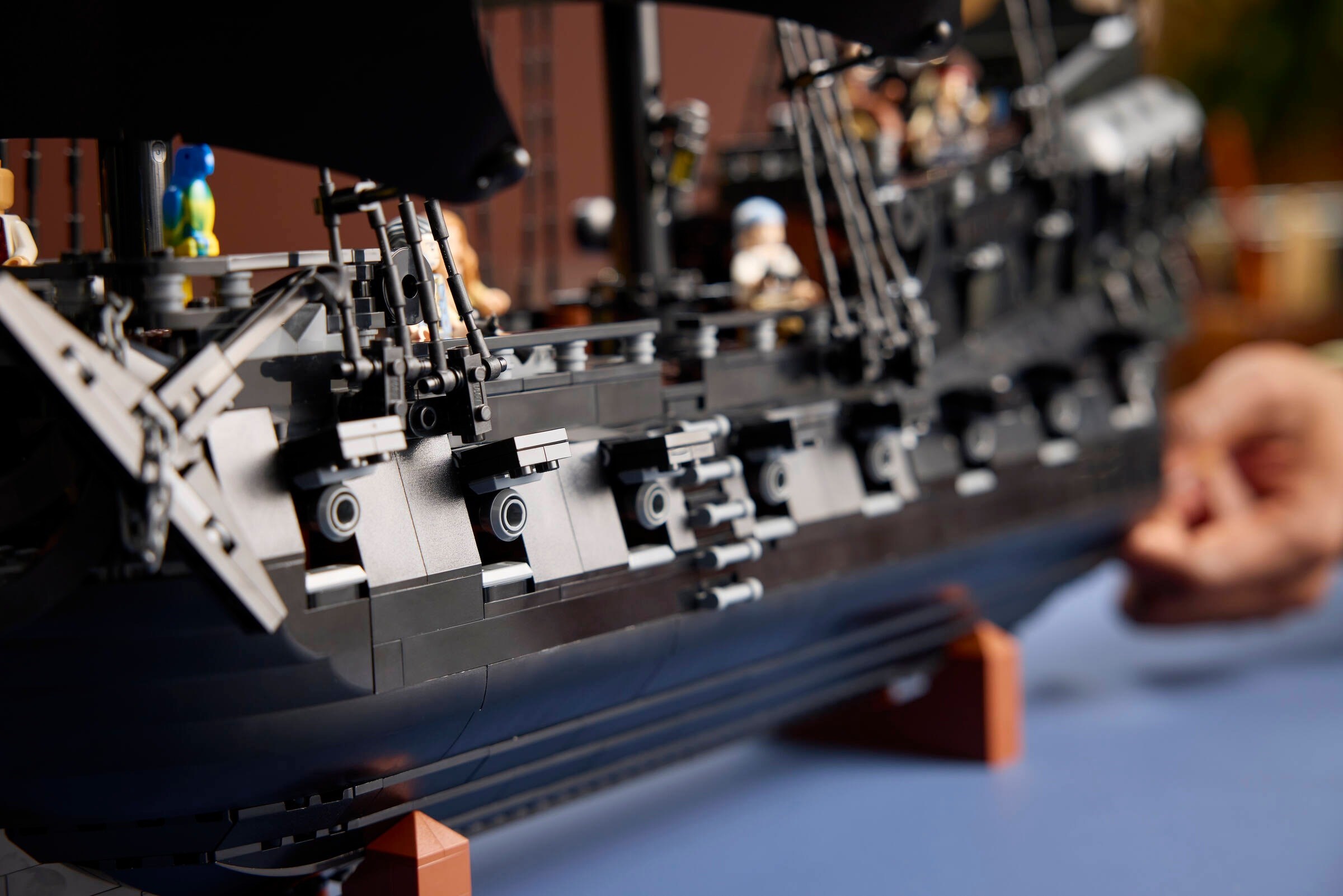 LEGO เลโก้ 10365 Captain Jack Sparrow's Pirate Ship (Black Pearl)