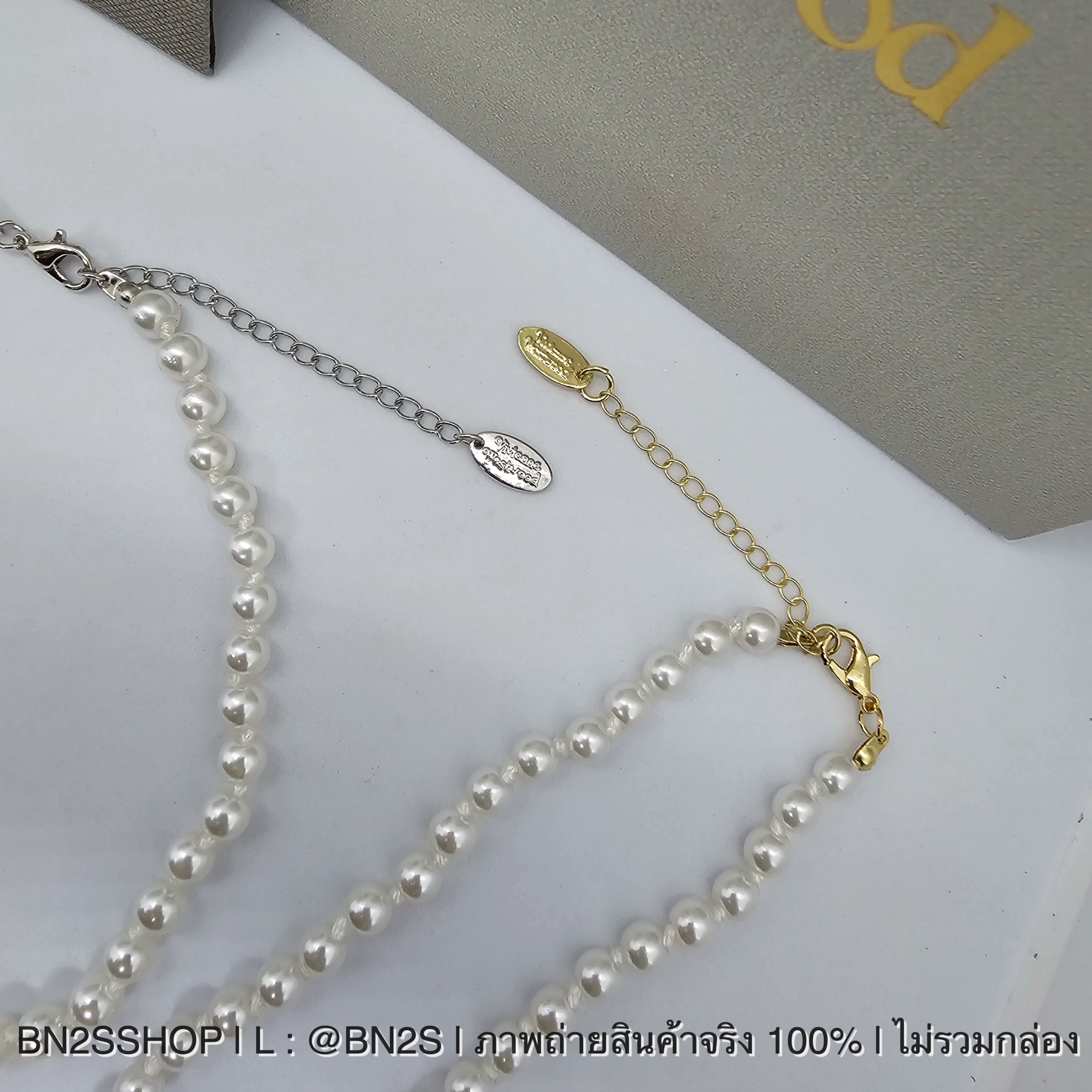 สีเงิน | Vivienne Westwood Lucrece Pearl Necklace สร้อยคอไข่มุก จี้ดาวเสาร์เข็มกลัด