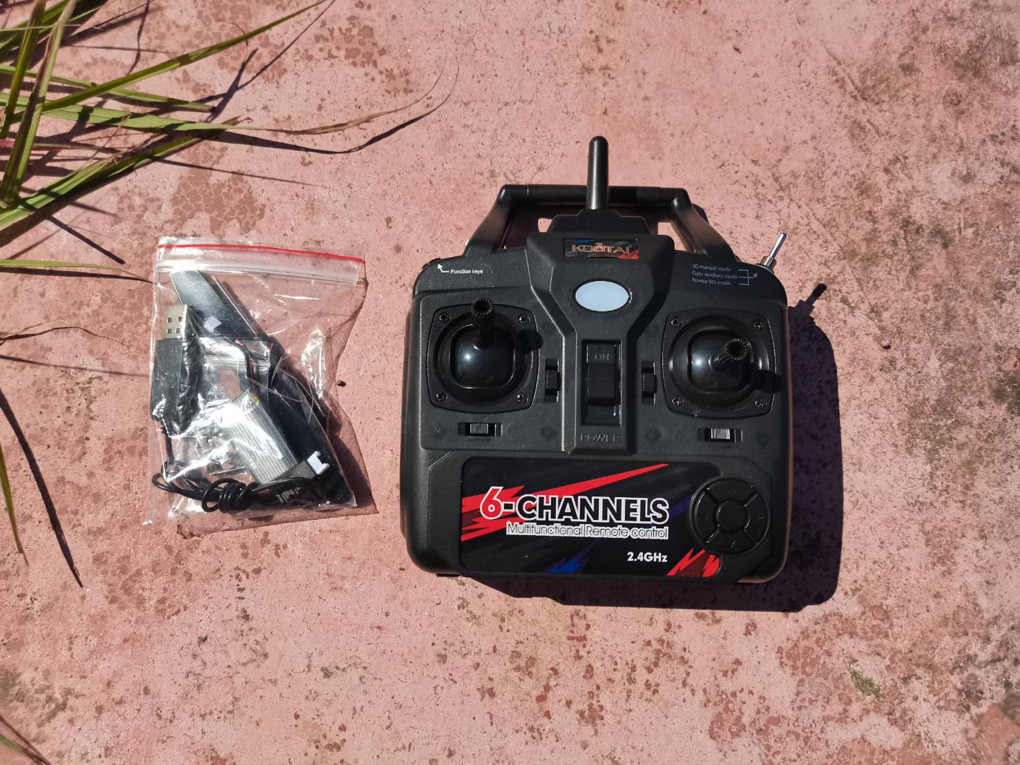 เครื่องบินบังคับ KOOTAI A560 RC 2.4 GHZ 4CH บินไกล 200เมตร EPP 1504 มอเตอร์ Brushless มีไฟ Gliding RC เครื่องบิน RTF