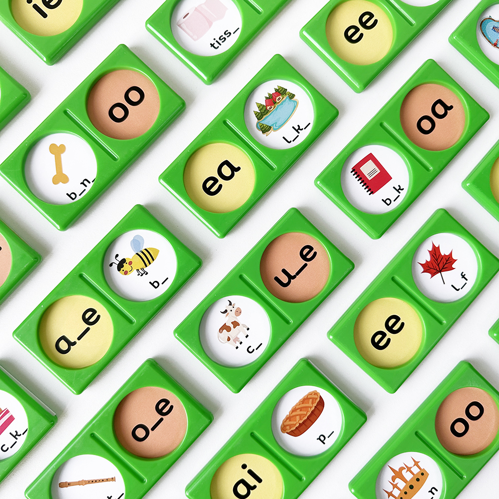 เกมโดมิโน โฟนิกส์ (Phonics Dominoes)