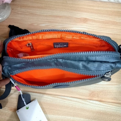 Kipling กระเป๋าคาดเอว สะพายข้าง รุ่น Halima convertible waist back