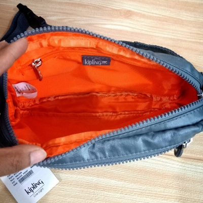 Kipling กระเป๋าคาดเอว สะพายข้าง รุ่น Halima convertible waist back