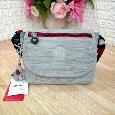 กระเป๋าสะพาย Kipling CROSSBODY BAG วินเทจอ่ะ