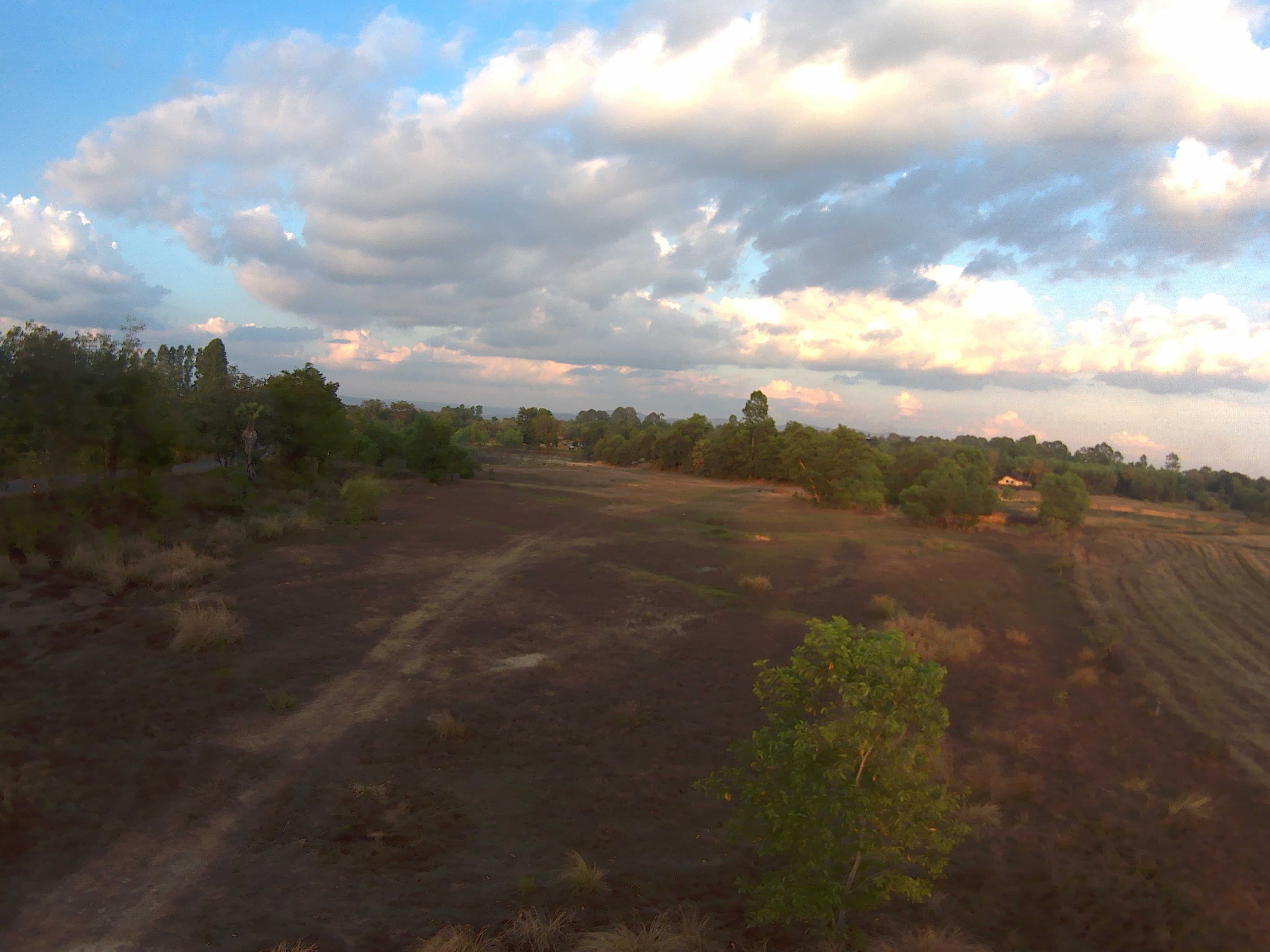 DRONE S6 SMART โดรนติดกล้อง 1080 P FPV WIFI 2.4GHZ มีระบบล็อคความสูงและบินกลับอัตโนมัติ บินง่ายชุดพร้อมเล่น