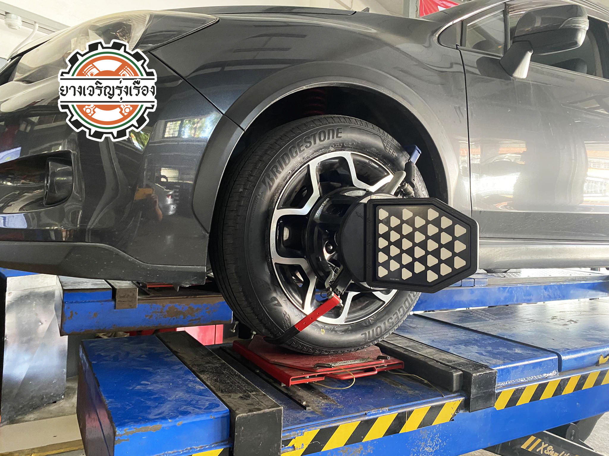 SUBARU XV เปลี่ยนยางรถยนต์ เน้นสมรรถนะเป็นเลิศ BRIDGESTONE T005A ขนาด 225/55R17 𝙊𝙪𝙧 𝙎𝙚𝙧𝙫𝙞𝙘𝙚 บริการทางร้าน เรารับทำอะไรบ้าง 🔧 ติดตั้งยางแบบไร้รอย 100% 🔧 บริการสลับยาง ตามอายุ 🔧 มียางรถยนต์ทุกยี่ห้อให้เลือกซื้อ 🔧 เช็คช่วงล่าง แก้ปัญหาให้ตรงจุด 🔧 บริการล้างลิ้นปีกผีเสื้อ 🔧 บริการเช็คระยะรถยนต์ 🔧 เปลี่ยนถ่ายของเหลวทั้งระบบ 🔧 ตั้งศูนย์ด้วยเครื่อง HUNTER นำเข้าจาก USA สอบถามข้อมูลเพิ่มเติม หรือนัดหมายเข้ารับบริการ Tel : 08-6569-1915 Tel : 08-6544-5963 Line id : @88rw Tiktok : https://www.tiktok.com/@88rwycrr Youtube : https://youtube.com/@88rw Facebook : https://www.facebook.com/otaninon Location : https://goo.gl/maps/HrNUAZXPN94KvxZ98?coh=178573&entry=tt #รถยนต์มีปัญหาไม่รู้ต้องแก้ตรงไหน ทางเรายินดี ตรวจหาปัญหาและหาวิธีแก้ บอกลูกค้าก่อนลงมือทำเสมอราคาเป็นธรรมไม่เอาเปรียบ สบายใจคุณลูกค้า ---------------------------------- ดูแลให้คำปรึกษาทุกปัญหาคาใจ ไม่ทิ้งลูกค้า มีบริการหลังการขาย 【ให้ผู้เชี่ยวชาญของเรา ดูแลรถคุณ】 ร้านยางเจริญรุ่งเรือง ยินดีต้อนรับครับ ---------------------------------- #โช๊คอัพรถยนต์ #monroe #yss #kayaba #profender #ร้านยางเจริญรุ่งเรือง #นนทบุรี #งามวงศ์วาน #amsfix #บริการช่วงล่างรถยนต์ #ซ่อมบำรุงช่วงล่าง #เซทอัพโช๊คอัพรถยนต์