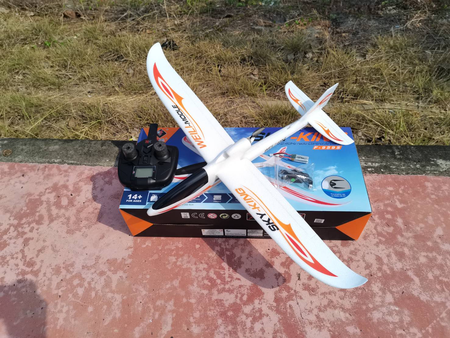 WL-TOYS F595 SKY KING WING 3CH 2.4GHZ เครื่องบินบังคับวิทยุ เครื่องร่อนฝึกเล่นเทรนเนอร์