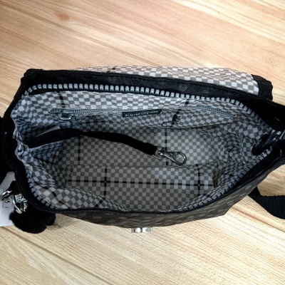 กระเป๋าสะพาย Kipling CROSSBODY BAG วินเทจอ่ะ