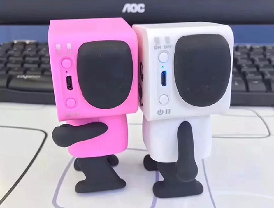 ลำโพงหมาเต้นได้ Dancing speaker dog