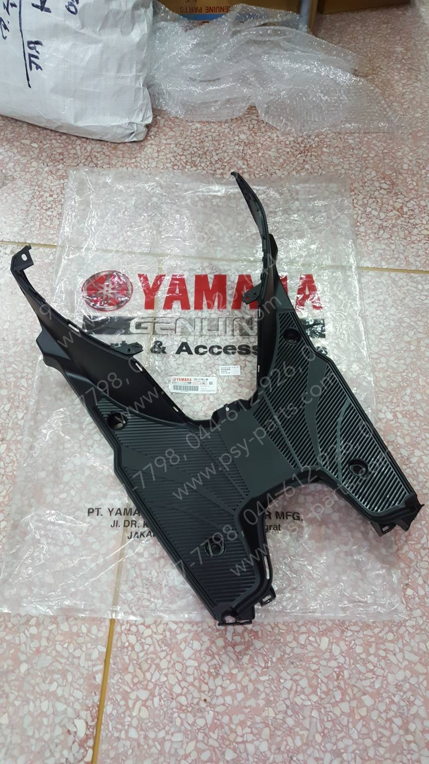 แผงรองพักเท้าหน้า GT 125 แท้ๆ สีดำ 2SX-F7481-00