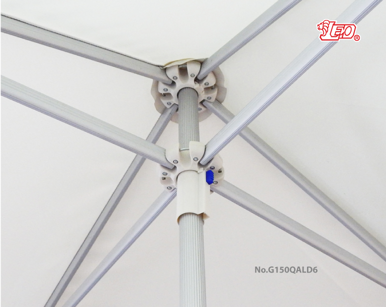 ร่มสนาม ร่มแม่ค้า ทรงสี่เหลี่ยม โครงอลูมิเนียม ขนาด2×2เมตร ผ้า D600 ราคาไม่รวมขาตั้ง