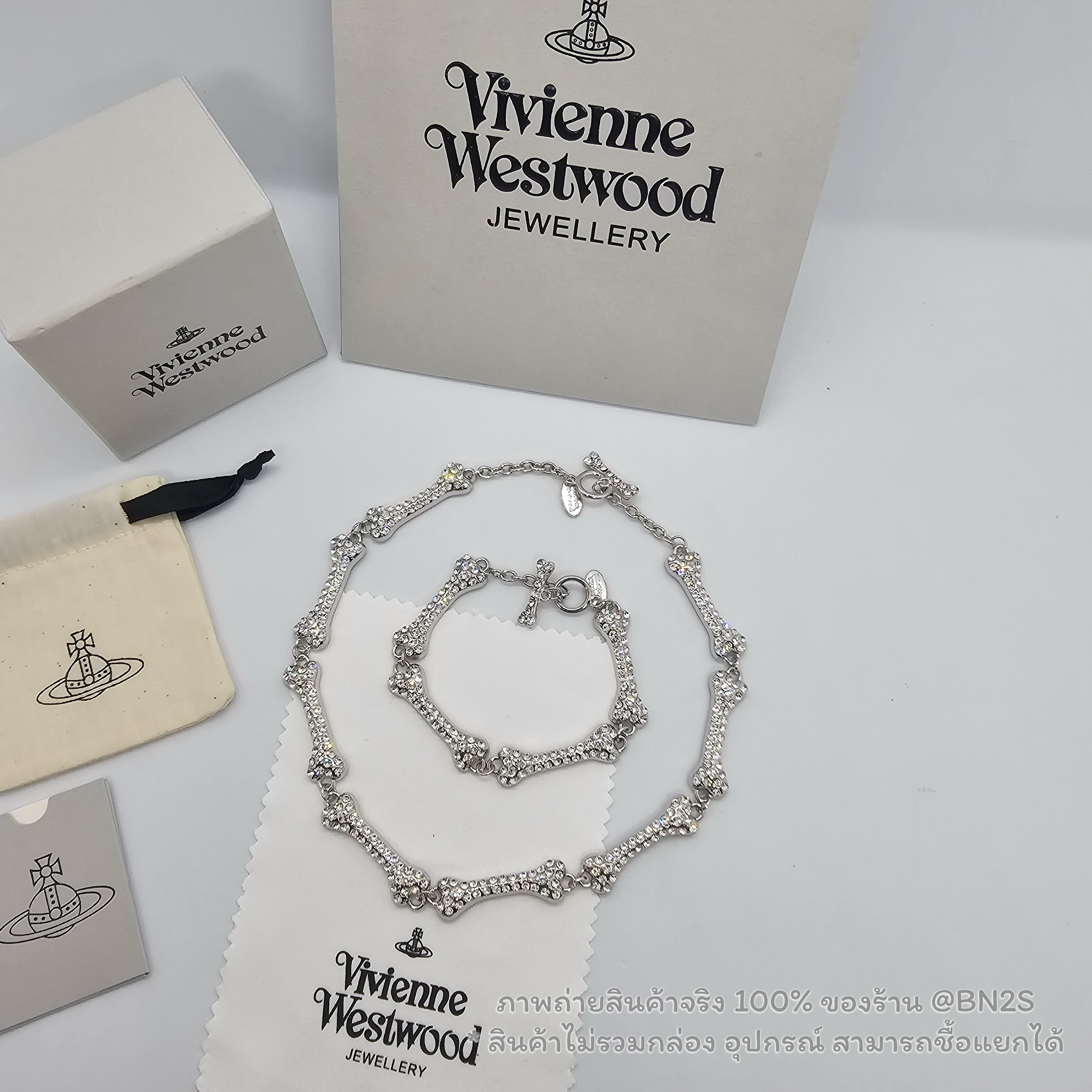 Vivienne Westwood Faustine crystal-embellished Bones Necklace สร้อยคอ , สร้อยข้อมือ วิเวียน รูปกระดูกฝังคริสตัล อะไหล่สีเงิน พร้อมส่ง งานสวยรับประกัน ปั๊ม ทุกจุด ราคา สร้อยคอ 229฿ สร้อยข้อมือ 189฿ ไม่รวมกล่อง ความยาว สร้อยคอ 40 ซม. สร้อยข้อมือ 20 ซม. *ปรั