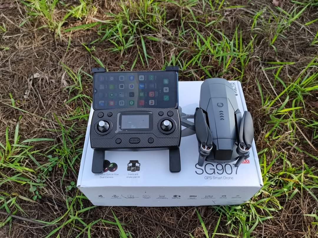 SG 907 PRO MAX ระบบ GPS บินกลับอัตโนมัติ มอเตอร์บรัสเลส ระบบกันสั่น รุ่นปี 2021 สินค้ามีจำหน่ายครับ บินไกล 1 KM/H กล้องคมชัด 4 K 5G WIFI FPV ดูภาพสดๆผ่านมือถือ ขณะบิน
