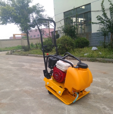 เครื่องตบดินรุ่นSTP-125 125KG