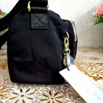 กระเป๋าสะพาย คิปลิ้ง KIPLING รุ่น ART HELEN LEE BUNNY