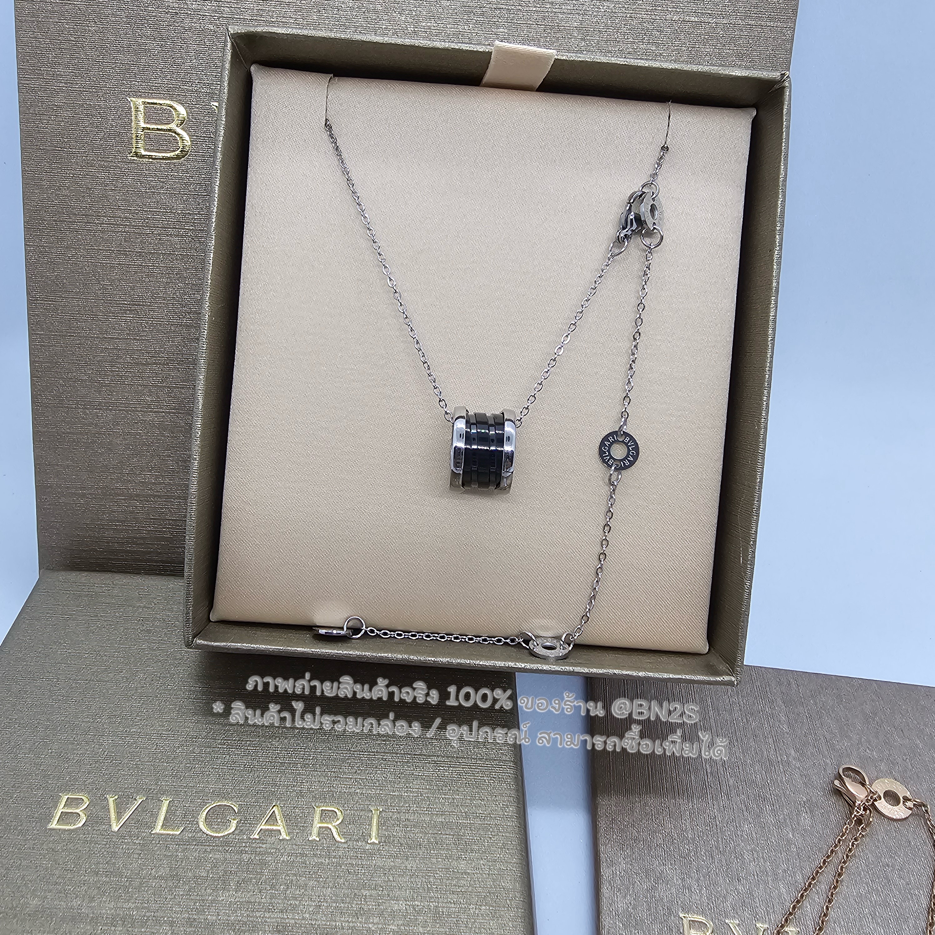 สีเงิน | BVL Save The Children Necklace สร้อยคอบูการี แบบเดียวกับลิซ่าใส่ จี้เซรามิสีดำ อะไหล่เงิน / พิงค์โกลด์ปรับสายได้ ไม่รวมกล่อง อุปกรณ์