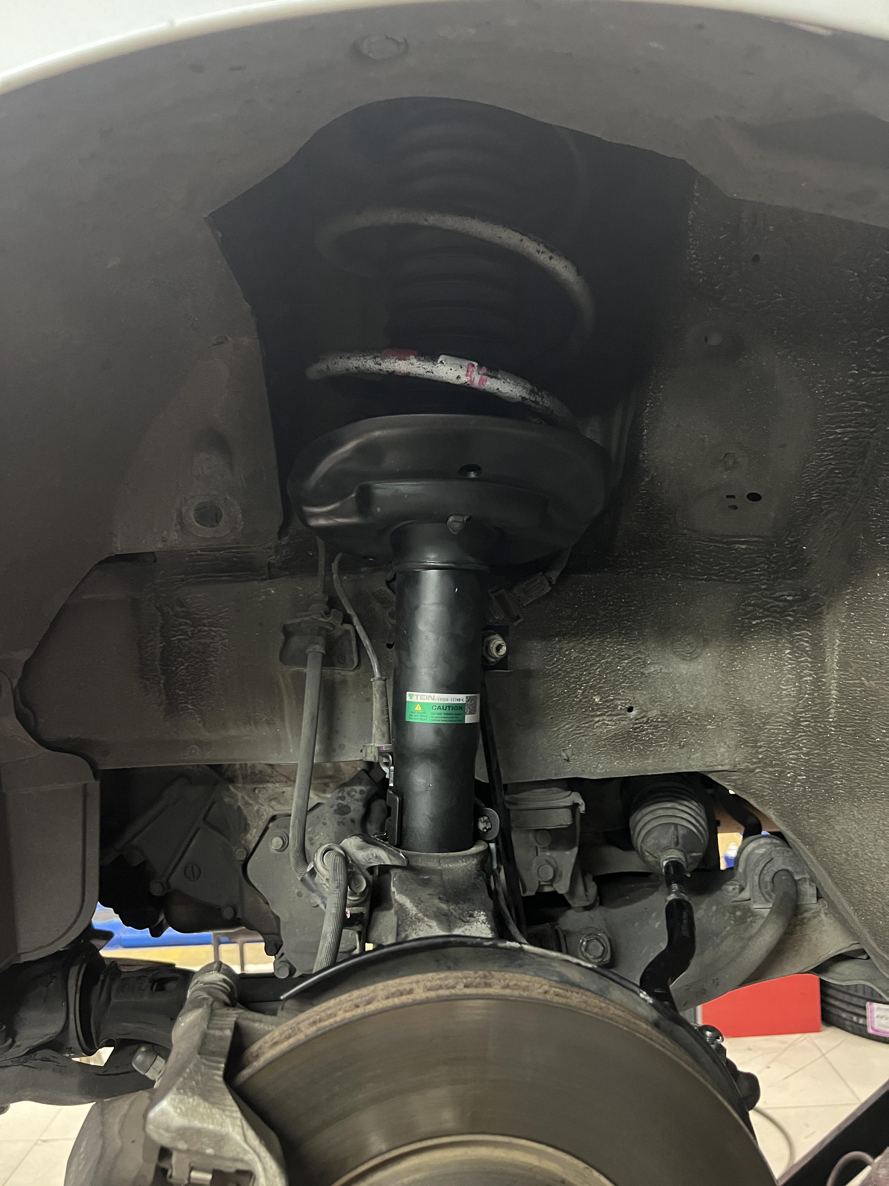 Honda accord g9 เปลี่ยนโช้คอัพใหม่ [+] TEIN ENDURA PRO BASIC Location : https://goo.gl/maps/HrNUAZXPN94KvxZ98? รถยนต์มีปัญหาไม่รู้ต้องแก้ตรงไหน ทางเรายินดี ตรวจหาปัญหาและหาวิธีแก้ บอกลูกค้าก่อนลงมือทำเสมอด้วยราคาเป็นธรรม เวลาบริการ วันจันทร์-วันอาทิตย์ 09:00 น. - 17.30 น. #TeinEnduraproBasic #HondaAccordG9 #โช้คอัพ #ช่วงล่าง #โช๊ค #ยางรถยนต์