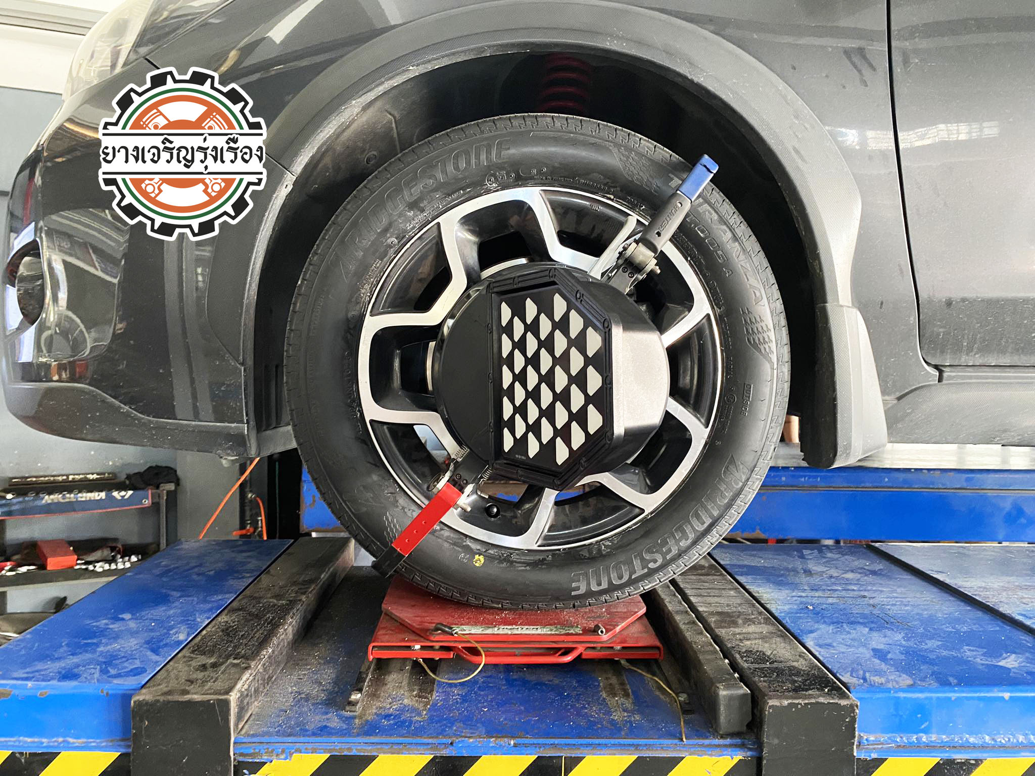 SUBARU XV เปลี่ยนยางรถยนต์ เน้นสมรรถนะเป็นเลิศ BRIDGESTONE T005A ขนาด 225/55R17 𝙊𝙪𝙧 𝙎𝙚𝙧𝙫𝙞𝙘𝙚 บริการทางร้าน เรารับทำอะไรบ้าง 🔧 ติดตั้งยางแบบไร้รอย 100% 🔧 บริการสลับยาง ตามอายุ 🔧 มียางรถยนต์ทุกยี่ห้อให้เลือกซื้อ 🔧 เช็คช่วงล่าง แก้ปัญหาให้ตรงจุด 🔧 บริการล้างลิ้นปีกผีเสื้อ 🔧 บริการเช็คระยะรถยนต์ 🔧 เปลี่ยนถ่ายของเหลวทั้งระบบ 🔧 ตั้งศูนย์ด้วยเครื่อง HUNTER นำเข้าจาก USA สอบถามข้อมูลเพิ่มเติม หรือนัดหมายเข้ารับบริการ Tel : 08-6569-1915 Tel : 08-6544-5963 Line id : @88rw Tiktok : https://www.tiktok.com/@88rwycrr Youtube : https://youtube.com/@88rw Facebook : https://www.facebook.com/otaninon Location : https://goo.gl/maps/HrNUAZXPN94KvxZ98?coh=178573&entry=tt #รถยนต์มีปัญหาไม่รู้ต้องแก้ตรงไหน ทางเรายินดี ตรวจหาปัญหาและหาวิธีแก้ บอกลูกค้าก่อนลงมือทำเสมอราคาเป็นธรรมไม่เอาเปรียบ สบายใจคุณลูกค้า ---------------------------------- ดูแลให้คำปรึกษาทุกปัญหาคาใจ ไม่ทิ้งลูกค้า มีบริการหลังการขาย 【ให้ผู้เชี่ยวชาญของเรา ดูแลรถคุณ】 ร้านยางเจริญรุ่งเรือง ยินดีต้อนรับครับ ---------------------------------- #โช๊คอัพรถยนต์ #monroe #yss #kayaba #profender #ร้านยางเจริญรุ่งเรือง #นนทบุรี #งามวงศ์วาน #amsfix #บริการช่วงล่างรถยนต์ #ซ่อมบำรุงช่วงล่าง #เซทอัพโช๊คอัพรถยนต์