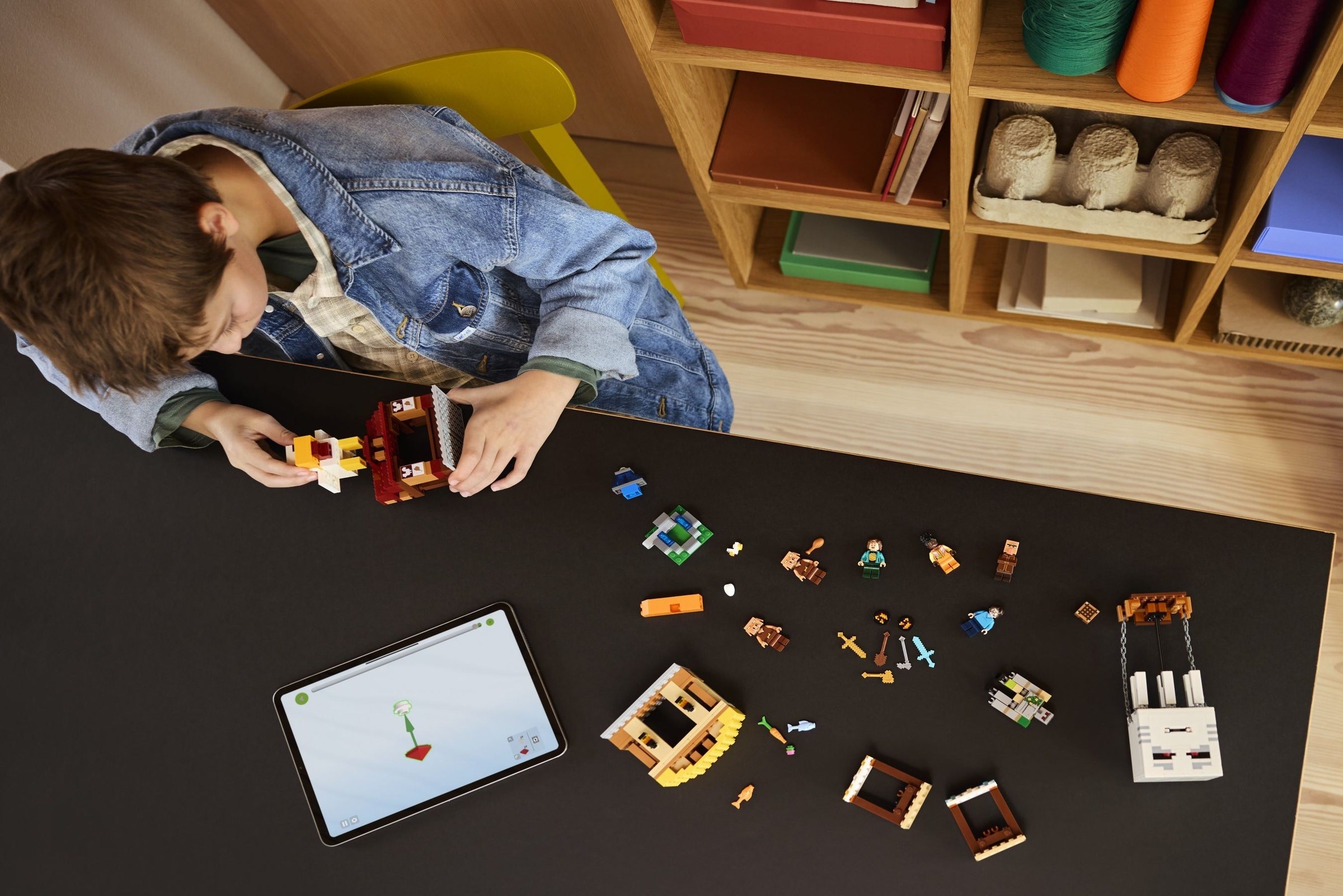 LEGO Minecraft เลโก้ 21273 The Ghast Balloon Village Attack