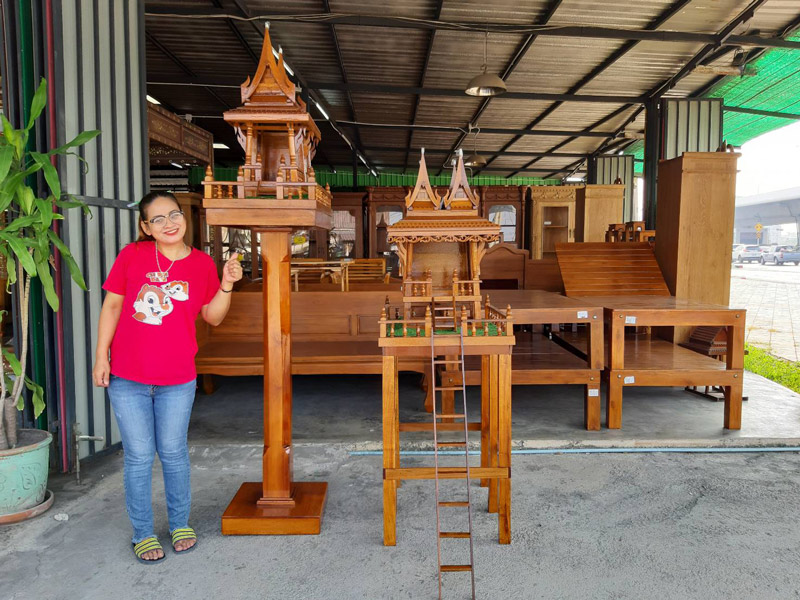 ศาลพระภูมิศาลเจ้าที่ รุ่นทรัพย์บรรเจิด